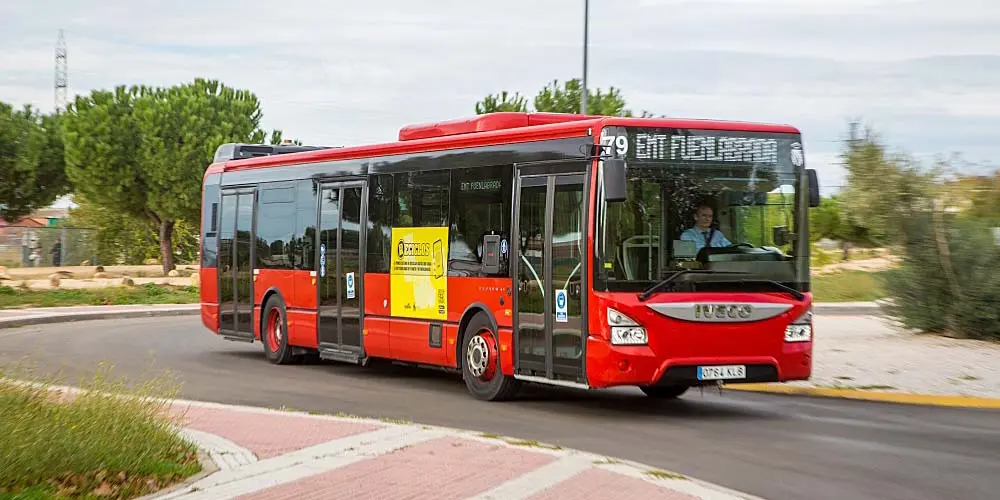 Publicidad Autobus Fuenlabrada_GRAN LATERAL