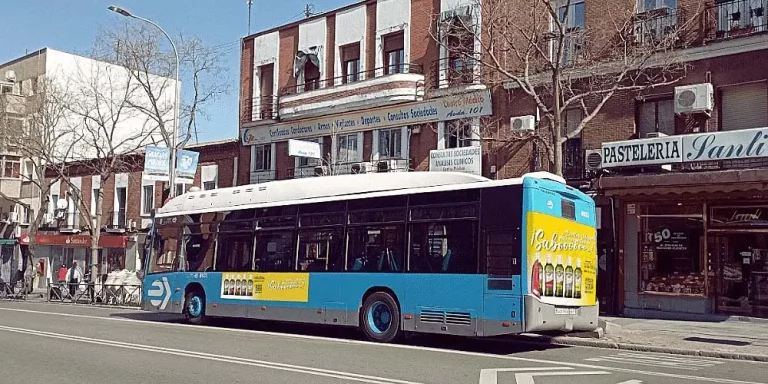 Publicidad Autobús Madrid_TRASERA INTEGRAL