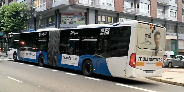 Publicidad Autobús Oviedo_TRASERA INTEGRAL ARTICULADO
