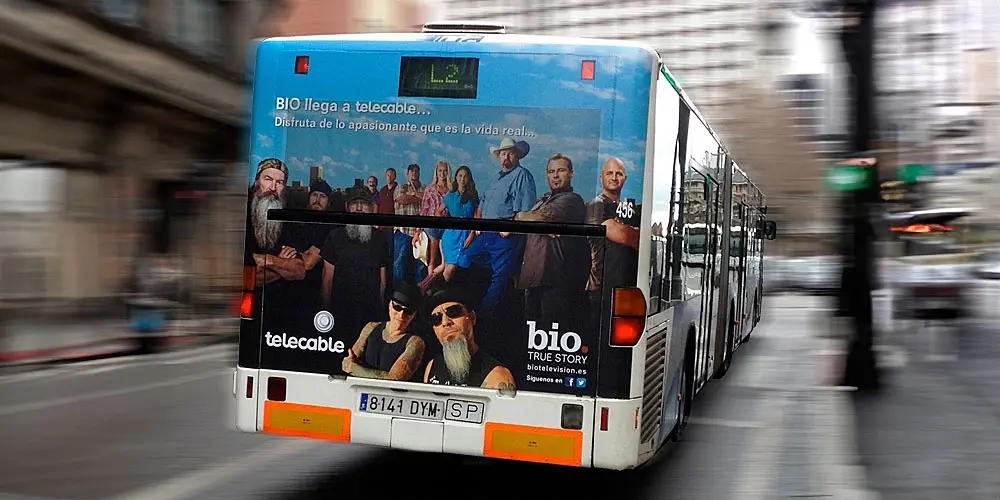 Publicidad La Coruña Autobus_TRASERA INTEGRAL PLUS