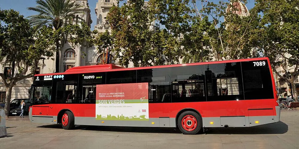 Publicidad Valencia Autobus_GRAN LATERAL + TRASERA INTEGRAL