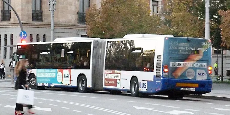 Publicidad Valladolid Autobus_TRASERA INTEGRAL ARTICULADO