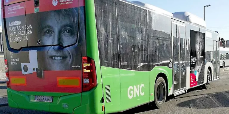 Publicidad Valladolid Autobus_TRASERA INTEGRAL MAXI